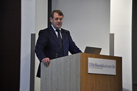 Image: Frans Hilgers, M.D., Ph.D., former chairman of head and neck oncology and surgery at the Netherlands Cancer Institute speaks at the University of Florida College of Medicine-Jacksonville